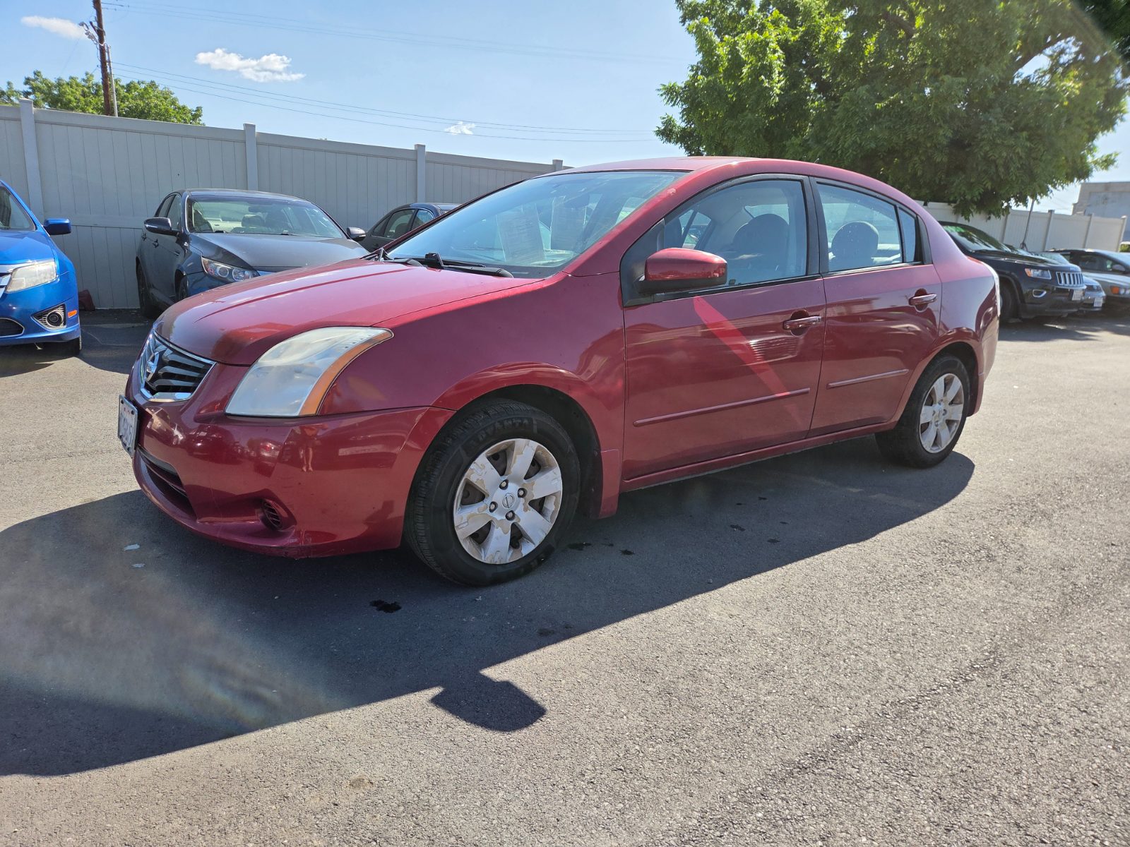 2010 Nissan Sentra's photo