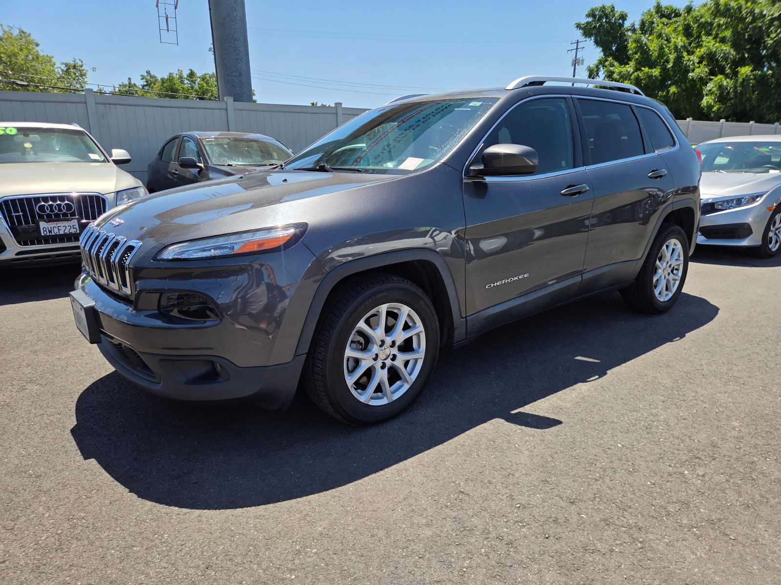 2016 Jeep Cherokee Latitude's photo