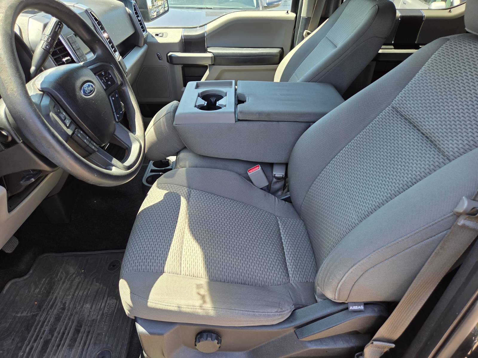 2015 Ford F-150 XLT - Photo 8