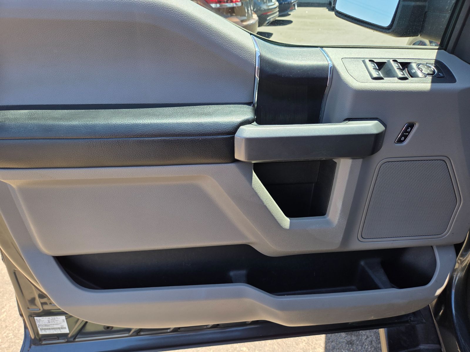 2015 Ford F-150 XLT - Photo 7