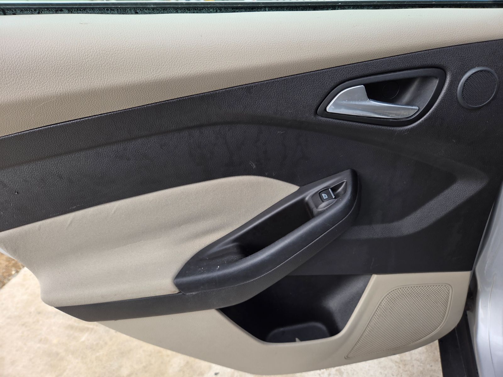 2012 Ford Focus Electric - Photo 10