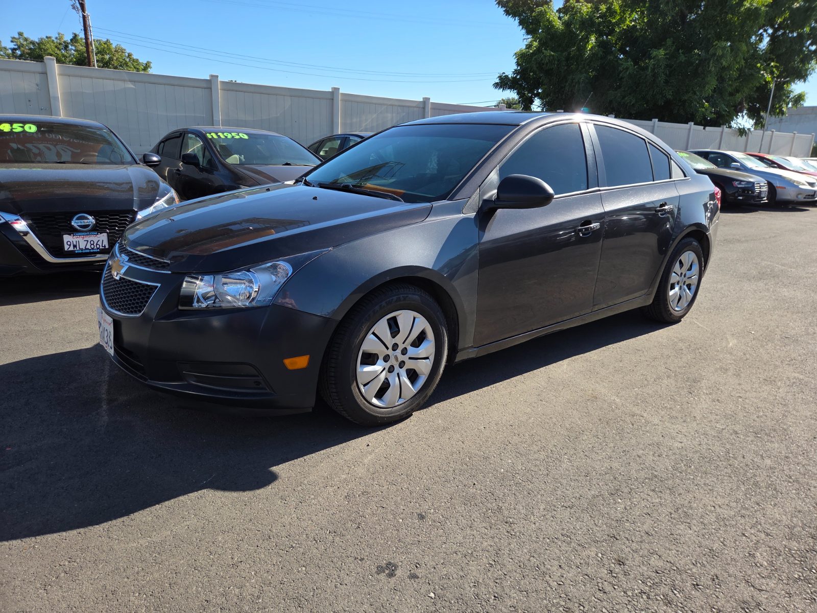 2014 Chevrolet Cruze LS Auto's photo